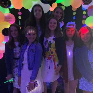 Meet your Posher, Stella